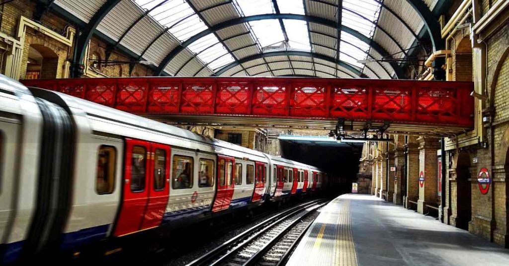 London tube entering a station